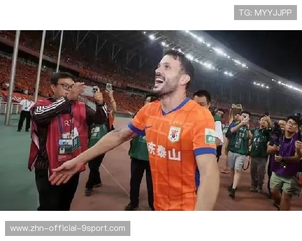 下家已定！瓦科下赛季去某南方球队，球迷怒批山东泰山留不住金靴