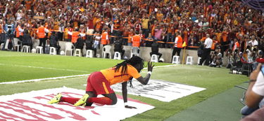 九游网页版官网-中国足球年度最佳射手数据整理，中国足球队最佳射手